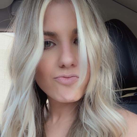 Meet your Posher, Rachel - Picture 1 of 1